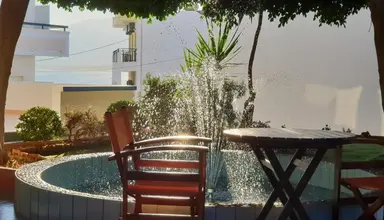 Amazones Villas Apartments