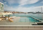 Ambasador(Split)