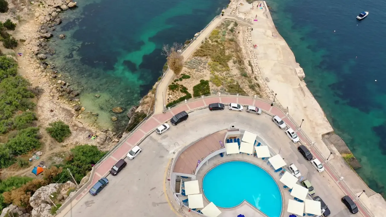 Ambasador (St. Paul's Bay)