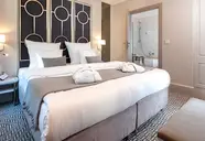 Amber Design Residence