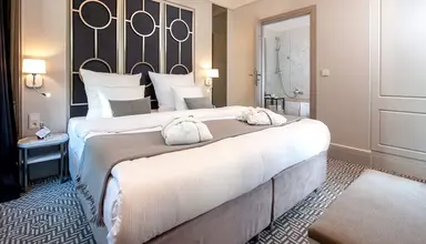 Amber Design Residence