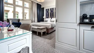 Amber Design Residence