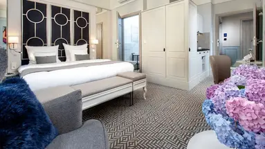 Amber Design Residence