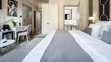 Amber Design Residence
