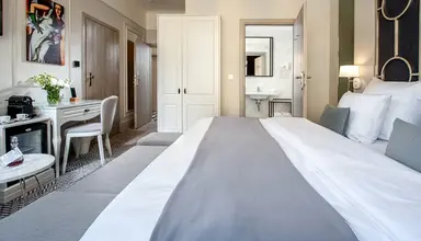 Amber Design Residence