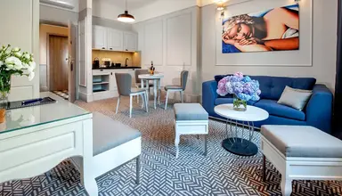 Amber Design Residence