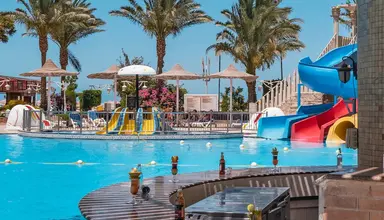 AMC Royal Hotel & Spa