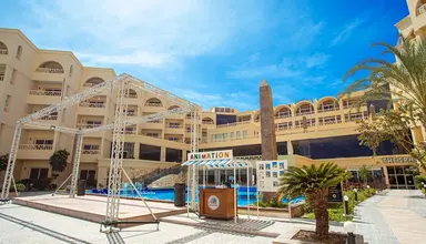 AMC Royal Hotel & Spa