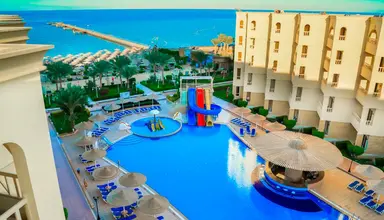 AMC Royal Hotel & Spa 