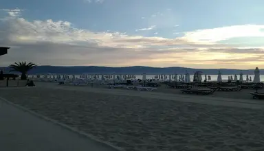Amfibia Beach