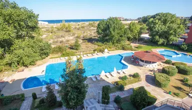 Amfibia Beach