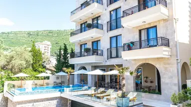 Amfora (Petrovac)
