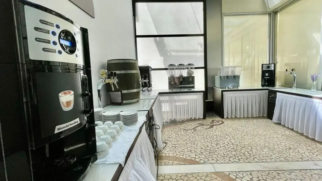 AMH