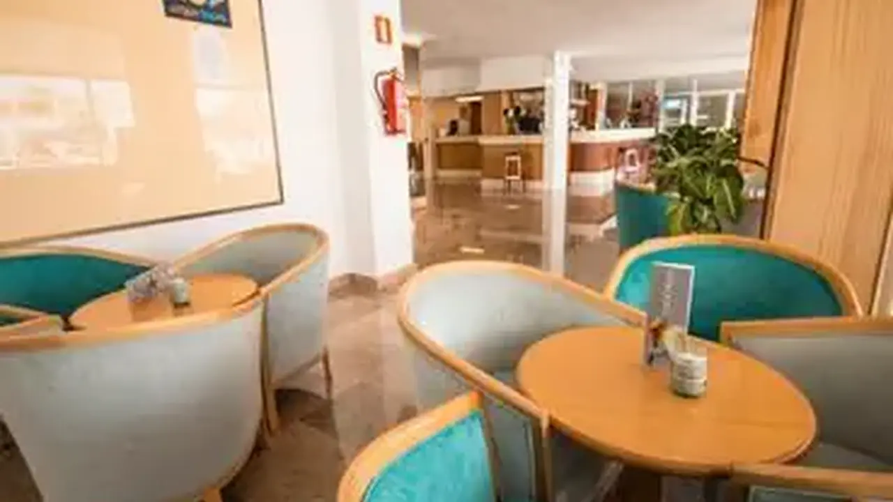 Amic Miraflores