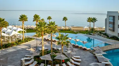 Amira Luxury Resort