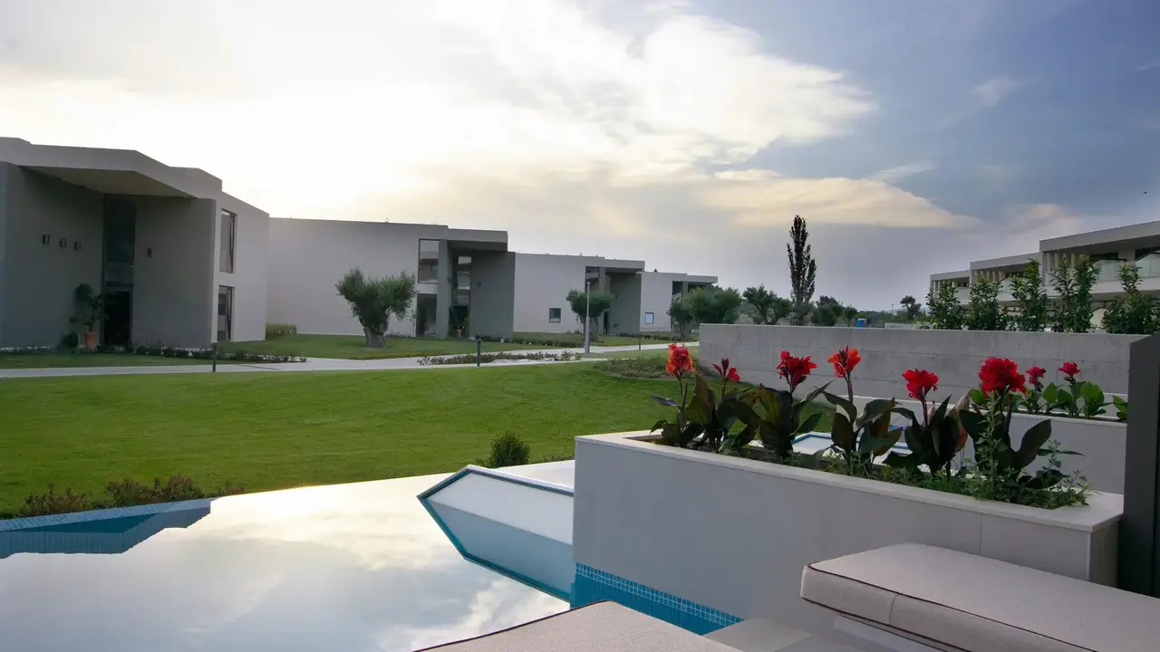 Ammoa Luxury & Spa Resort