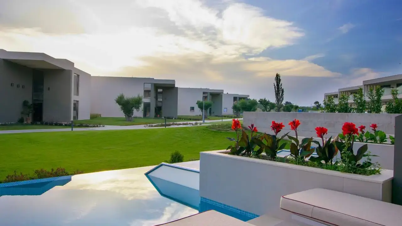 Ammoa Luxury & Spa Resort