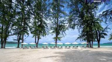 Amora Beach Resort