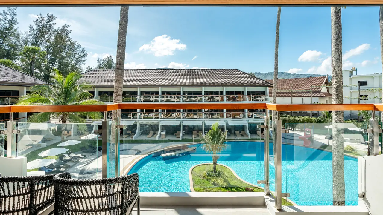 Amora Beach Resort