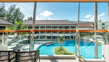Amora Beach Resort
