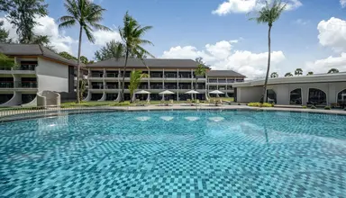 Amora Beach Resort
