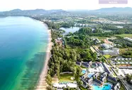 Amora Beach Resort
