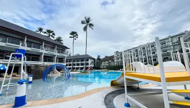 Amora Beach Resort