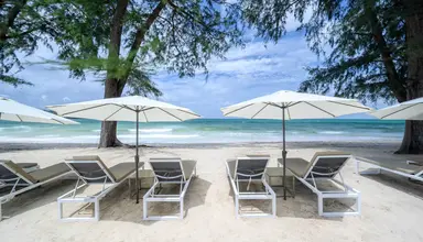 Amora Beach Resort
