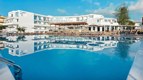 Hotel Amounda Bay