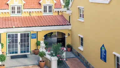 Amsterdam Manor Beach Resort