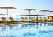 Amwaj Rotana Jumeirah Beach Residence