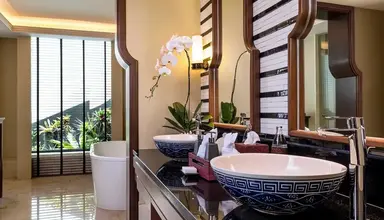 Anantara Phuket Layan Resort