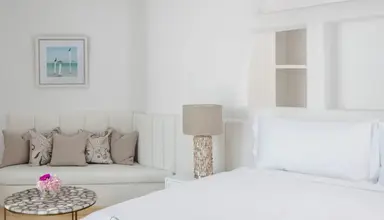 Anantara Santorini Abu Dhabi Retreat