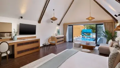 Anantara World Islands Dubai Resort