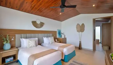 Anantara World Islands Dubai Resort