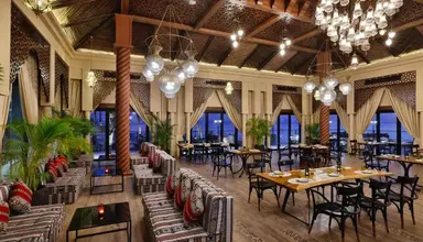 Anantara World Islands Dubai Resort