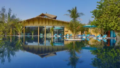 Anantara World Islands Dubai Resort