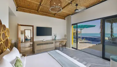 Anantara World Islands Dubai Resort