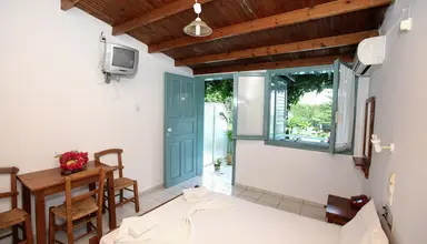 Anatoli Apartments