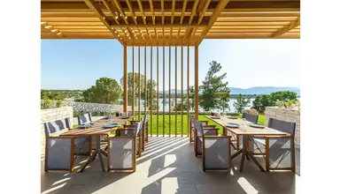 Anda Barut Collection