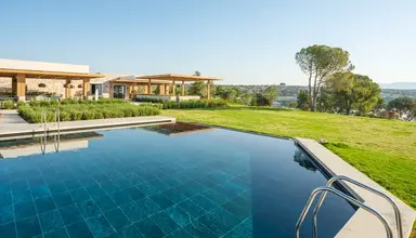 Anda Barut Collection