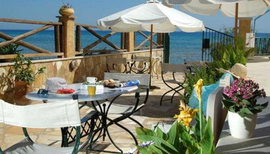 Andreolas Luxury Suites
