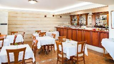 Andreolas Luxury Suites