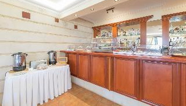 Andreolas Luxury Suites