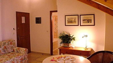 Andreolas Luxury Suites