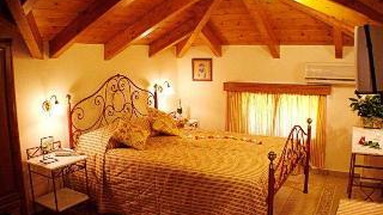 Andreolas Luxury Suites