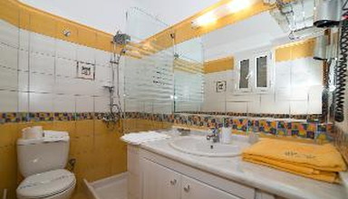 Andreolas Luxury Suites