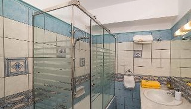 Andreolas Luxury Suites
