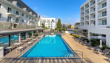Anemi Hotel & Suites