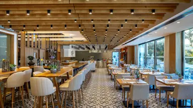Anemi Hotel & Suites
